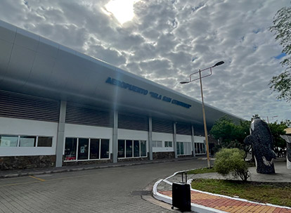 Aeropuerto de la isla San Cristóbal Galápagos.